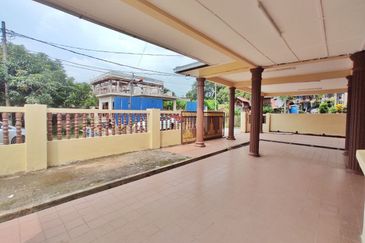 Kampung Sungai Ramal Luar