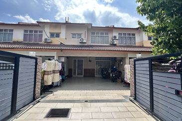 Jalan SP 4 @ Bandar Saujana Putra