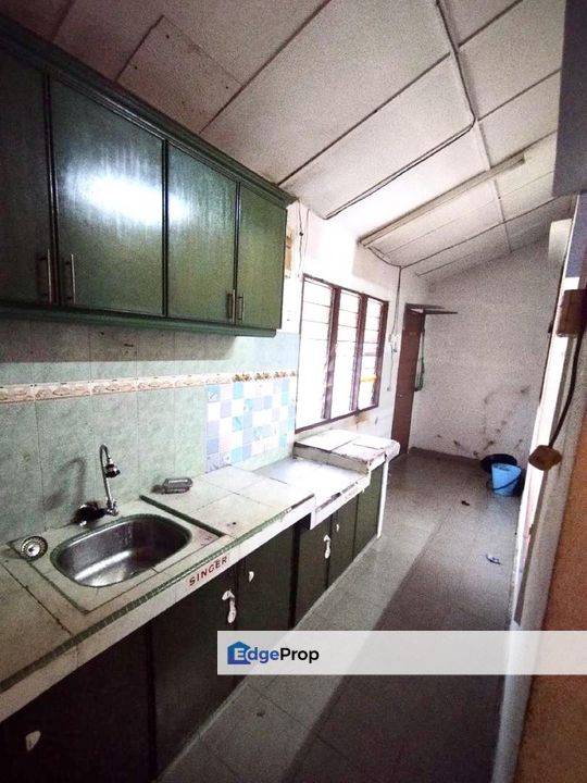 [DEKAT MASJID & GUARDED]  Teres Setingka di Taman Desa Sentosa, Bangi, Selangor, Bangi