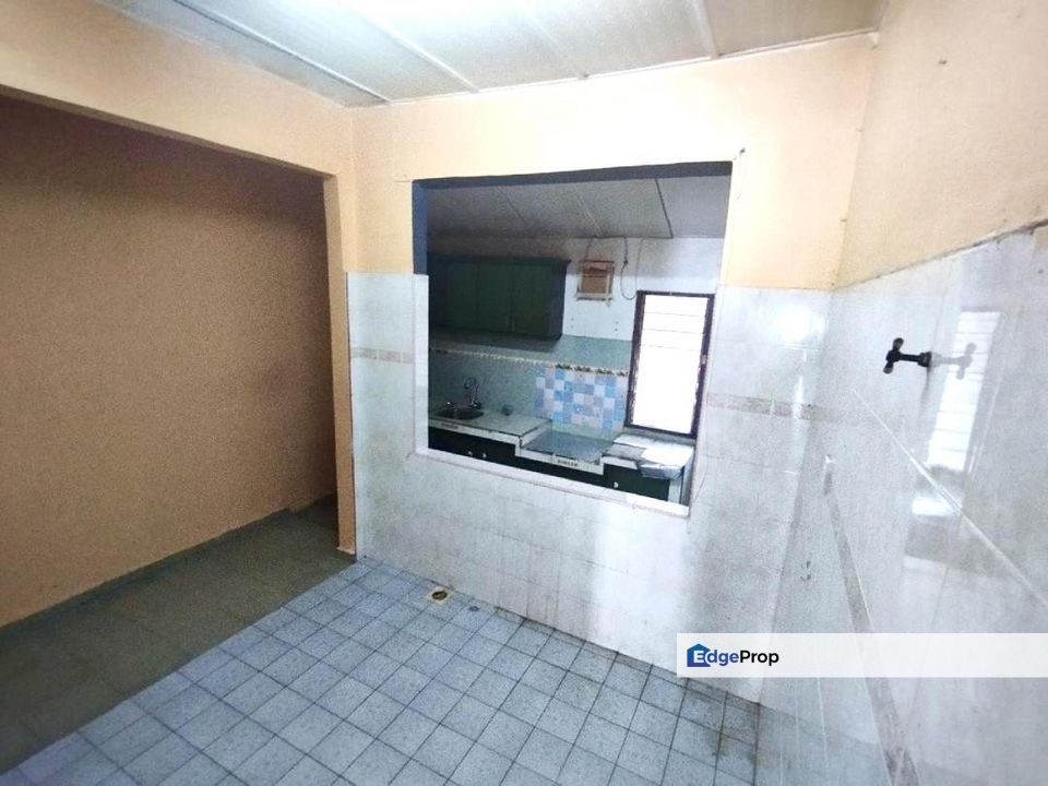 [DEKAT MASJID & GUARDED]  Teres Setingka di Taman Desa Sentosa, Bangi, Selangor, Bangi