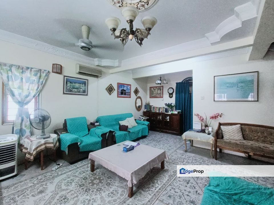 RENOVATED Double Storey Terrace, Taman Puchong Perdana , Selangor, Puchong