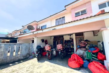 Jalan SP 4 @ Bandar Saujana Putra