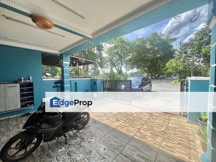 💥RENOVATED CANTIK | NON-BUMILOT💥 1.5 Storey Intermediate Seksyen 17 Shah Alam , Selangor, Shah Alam