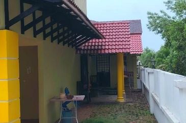 Seksyen 6 @ Bandar Bukit Mahkota