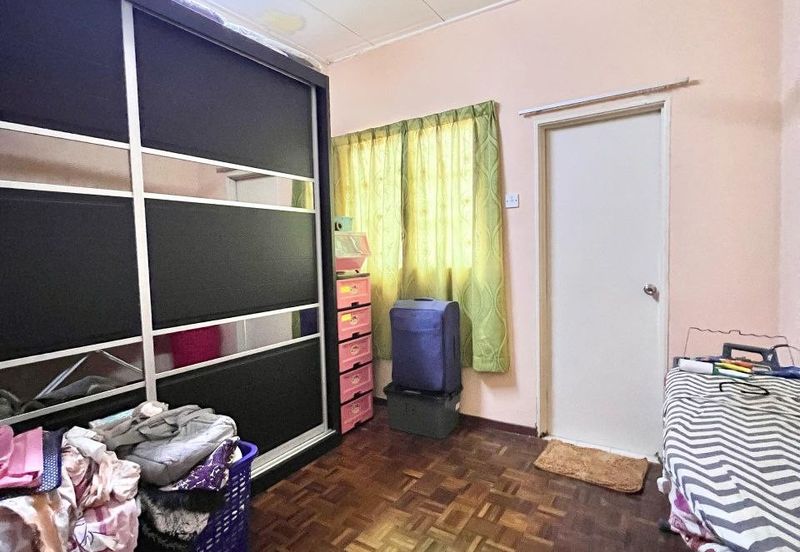 Seksyen 6 @ Bandar Bukit Mahkota