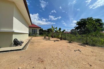 Albury at Mahkota Hills