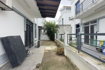 Jalan SP 10 @ Bandar Saujana Putra