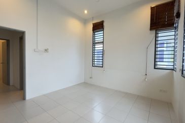 Jalan SP 10 @ Bandar Saujana Putra