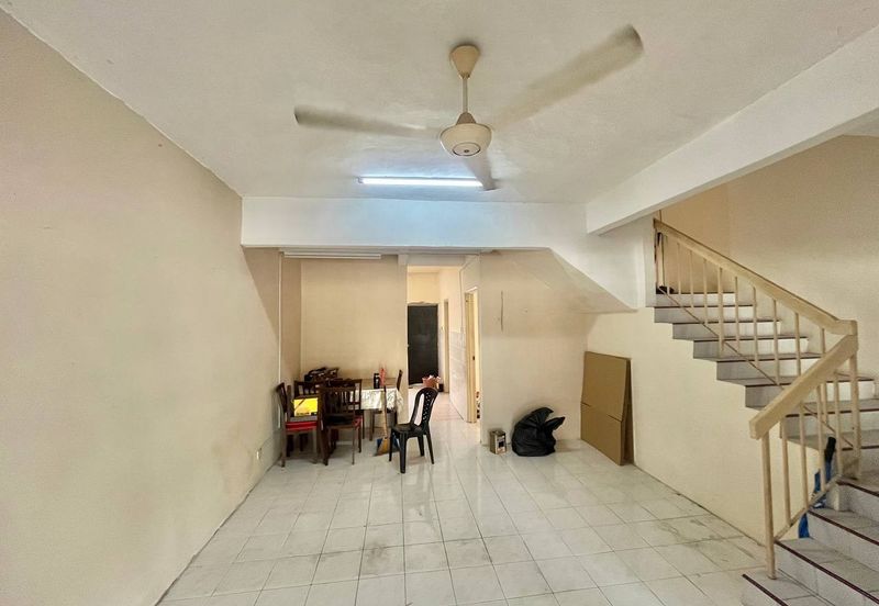 Taman Dahlia, Sepang