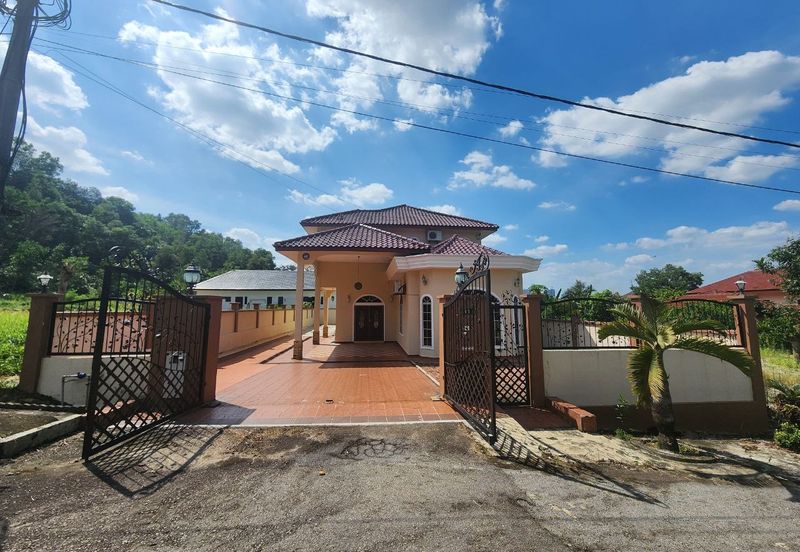 Kampung Abu Bakar Baginda