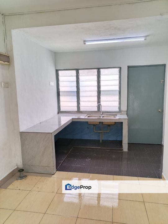 💥HOT LOCATION!! Non-Bumilot Unit💥 Single Storey Terrace Taman Sungai Besi Indah, Seri Kembangan, Selangor, Seri Kembangan