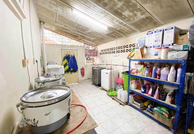 Taman Desa Saujana *