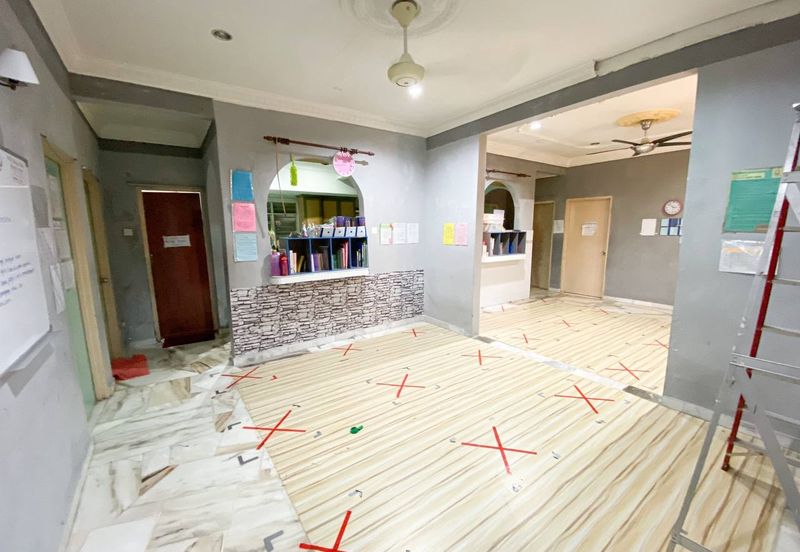 Taman Desa Saujana *