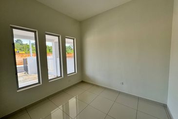 J2 Residence Jenderam Hilir