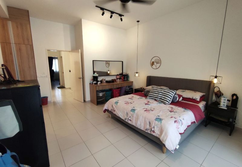 Banyas @ Setia EcoHill 2