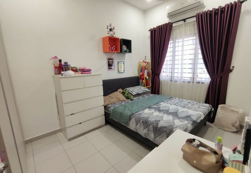 Banyas @ Setia EcoHill 2