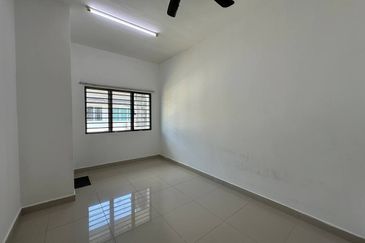 Jalan SP 3 @ Bandar Saujana Putra