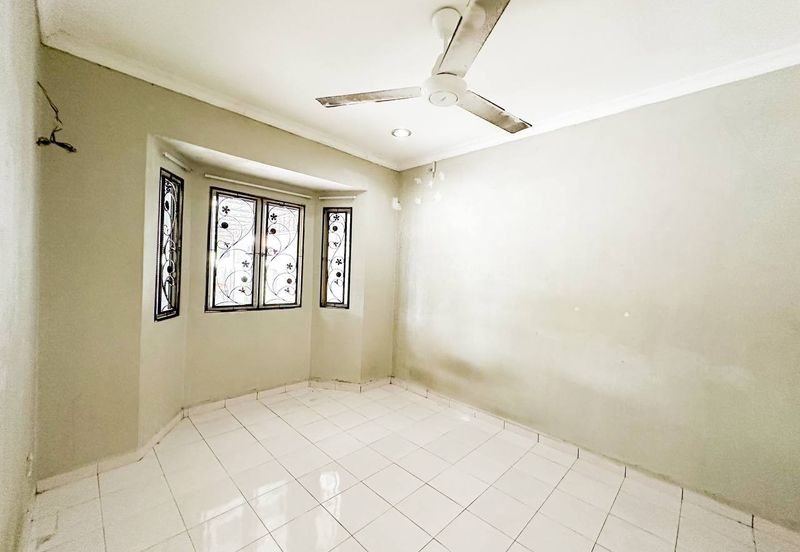 Taman Desa Salak Jaya