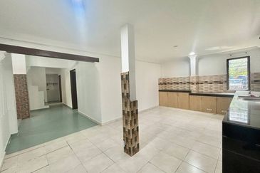 Taman Alam Megah, Seksyen 28