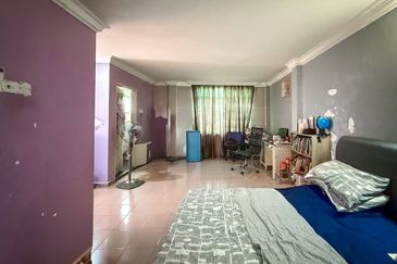 Taman Pinggiran Putra