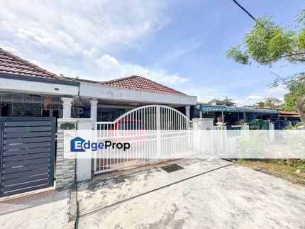 RENOVATED ‼️  Single Storey Taman Desa Ayer Hitam, Puchong, Selangor, Puchong