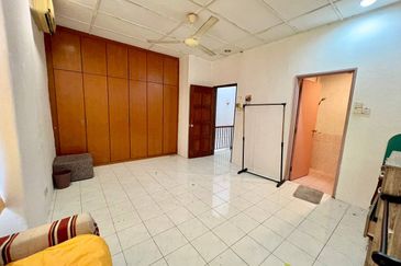 Taman Saujana Puchong