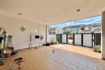 Taman Saujana Puchong