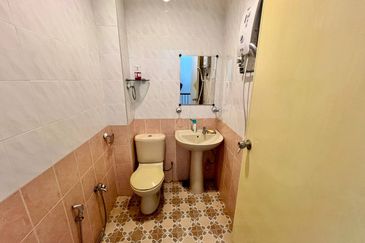 Taman Saujana Puchong