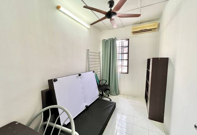 Taman Saujana Puchong