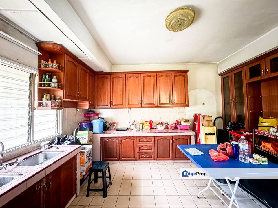 End Lot(2100sqft🔥) Double Storey Sri Putra Sungai Buloh, Selangor, Sungai Buloh