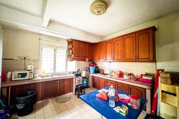 Taman Sri Putra, Sungai Buloh