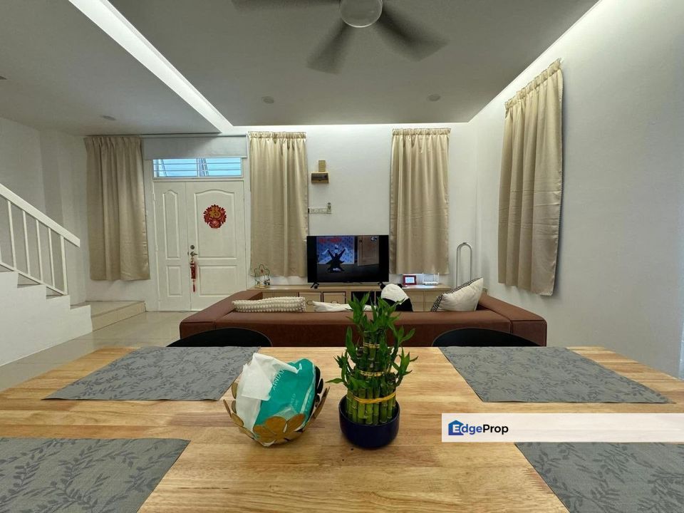 [💥RENOVATED | Non-Bumilot Unit💥] 2sty House Semi-D Cluster @ Jalan SP9, Bandar Saujana Putra, Selangor For Sale, Selangor, Jenjarom