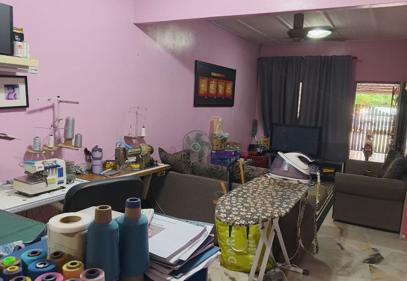 Taman Desa Saujana *