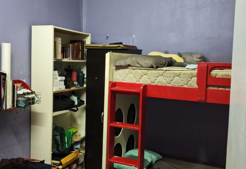 Taman Desa Saujana *