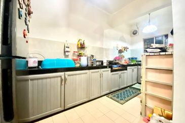 Seksyen 2 Bandar Bukit Mahkota