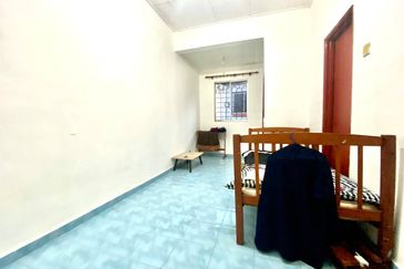 Seksyen 2 Bandar Bukit Mahkota