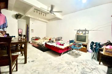 Seksyen 2 Bandar Bukit Mahkota