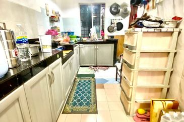 Seksyen 2 Bandar Bukit Mahkota