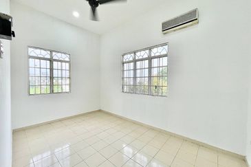 Kampung Sungai Ramal Dalam