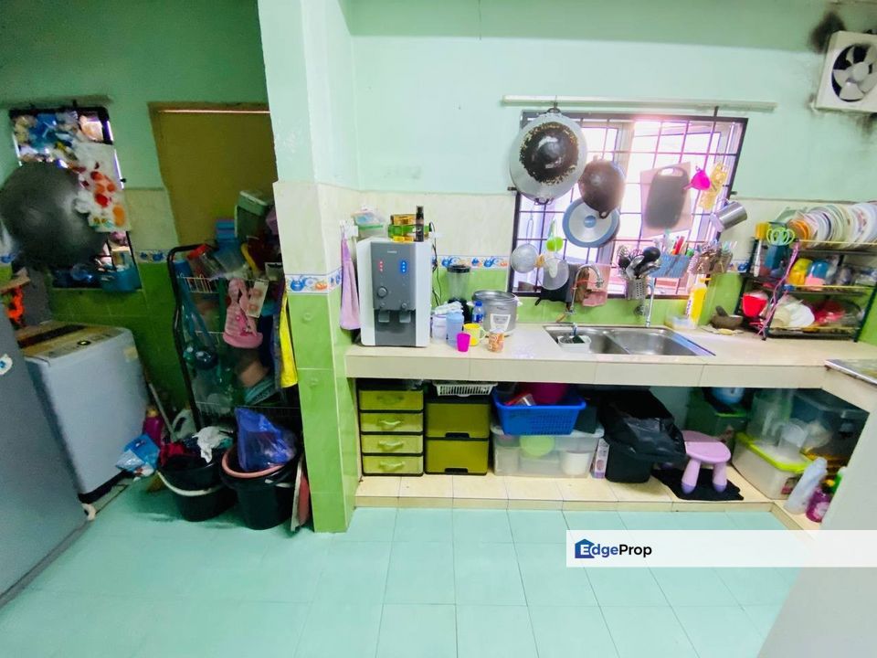 [Renovated & Dekat Surau] DOUBLE STOREY TERRACE ENDLOT (1,948sqft💥) TAMAN IMPIAN PUTRA KAJANG, Selangor, Kajang