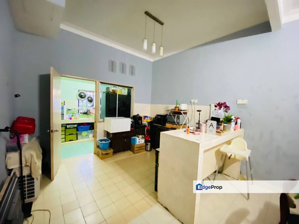 [Renovated & Dekat Surau] DOUBLE STOREY TERRACE ENDLOT (1,948sqft💥) TAMAN IMPIAN PUTRA KAJANG, Selangor, Kajang