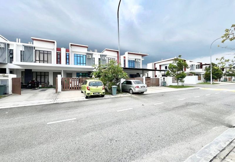 Baccas 2 @ Setia Ecohill 2