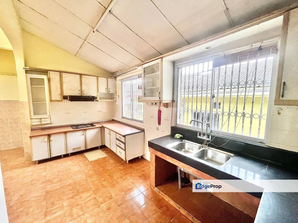 MURAH‼️Fully Renovated 🔥 Endlot Single Storey, Taman Jasa Utama, Batu Caves, Selangor, Batu Caves 