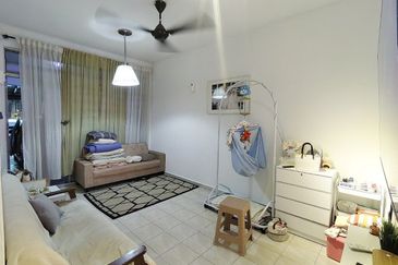 Taman Mawar, Bandar Baru Salak Tinggi