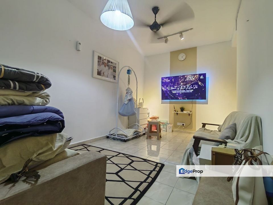 TERMURAH & RENOVATED‼️Teres Setingkat @ Taman Mawar, Bandar Baru Salak Tinggi, Selangor, Sepang