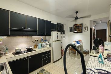 Taman Mawar, Bandar Baru Salak Tinggi