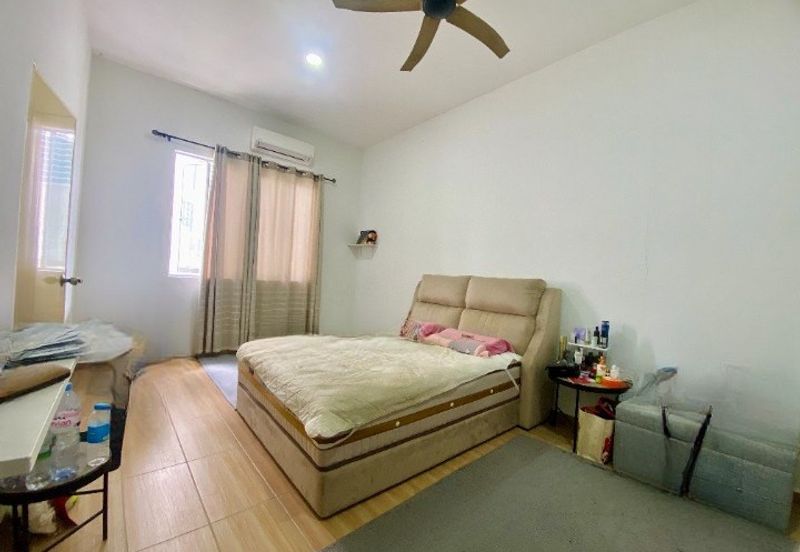 Taman Desa Keramat AU2