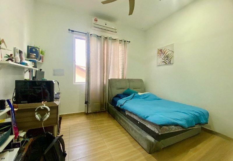 Taman Desa Keramat AU2