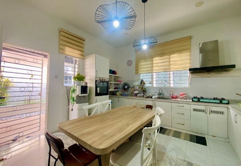 Taman Desa Keramat AU2