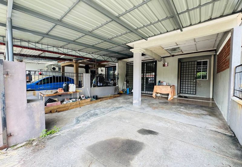 Taman Dahlia, Sepang